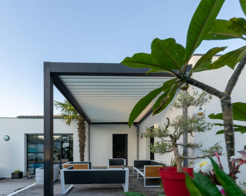 Metal Shade Installation in Santa Rosa, CA